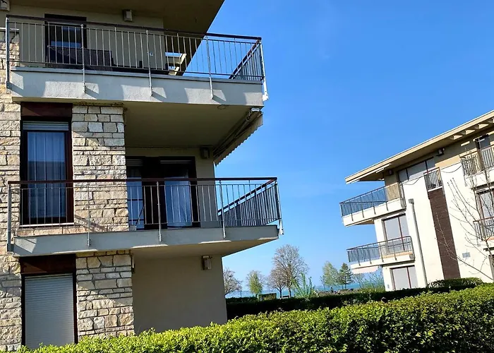 Διαμέρισμα Lakeside Luxury Zamárdi